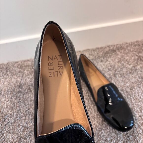 Naturalizer Women's Emiline Slip-On Loafer Black Leather Size 8 - Picture 11 of 15